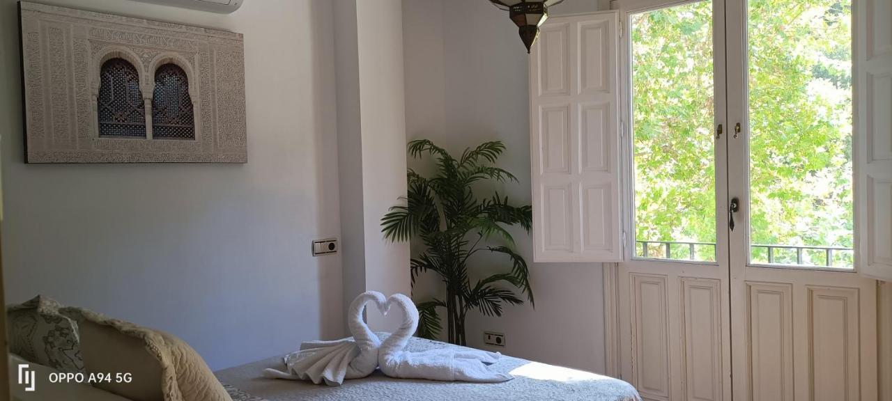 The Nasrid Palace From Your Bed ! Granada Dış mekan fotoğraf